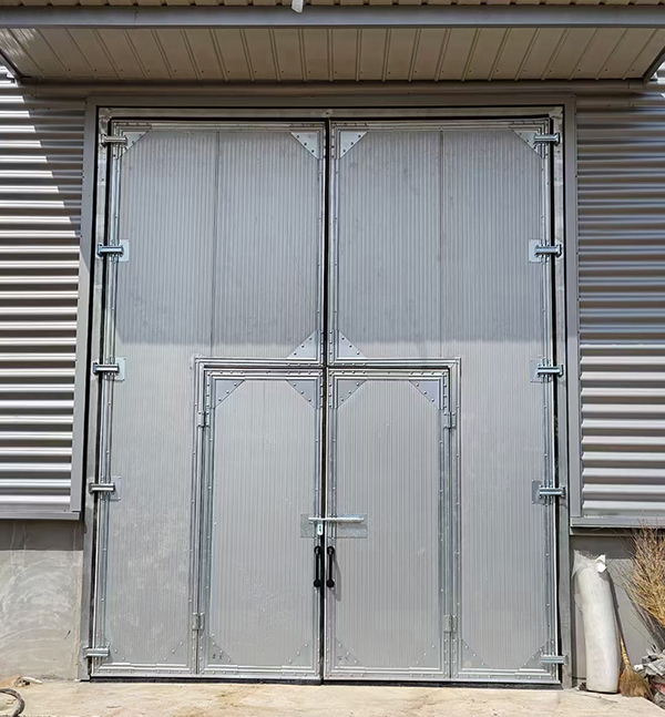 紫阳工业平开门