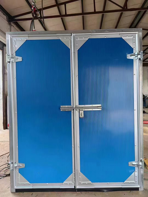 紫阳工业平开门