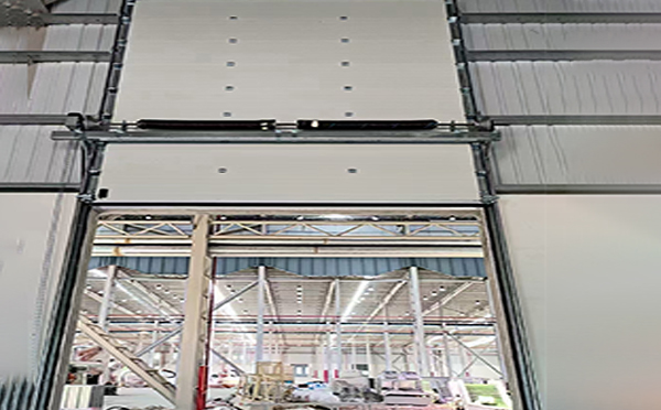 紫阳工业提升门