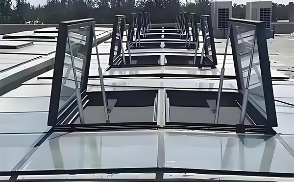 紫阳兰州紫阳排烟窗选型安装与维护实用指南