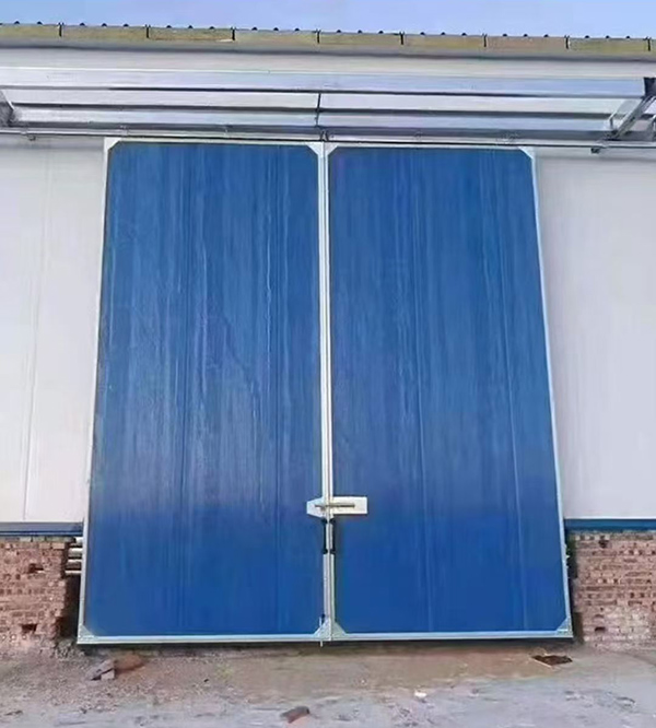 紫阳工业门在大型仓储物流通道中的应用实例